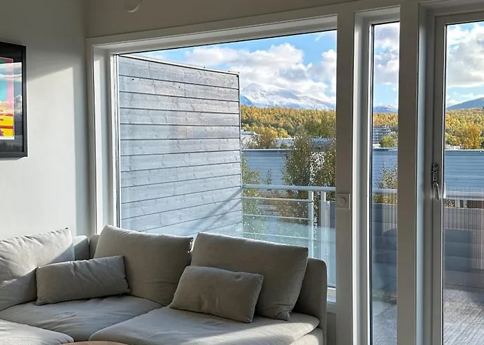 Top Floor Apartment With View